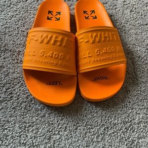 NWT Off-White Embossed Logo slides